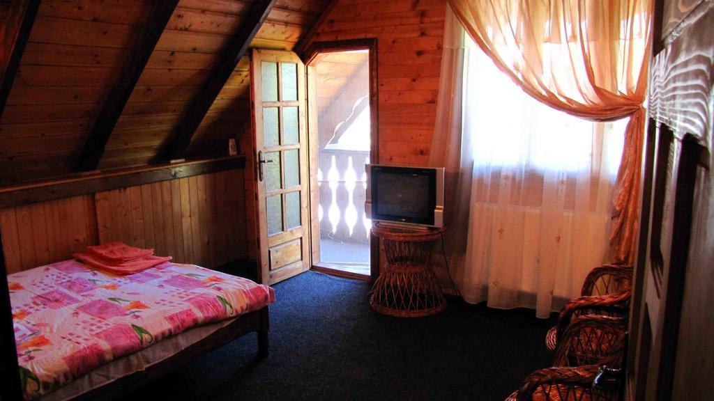 Casa Oana Hotell Sulina Exteriör bild