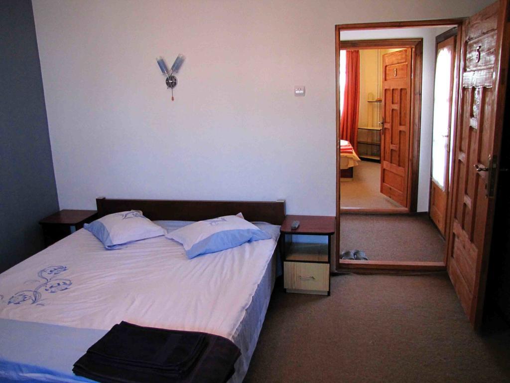 Casa Oana Hotell Sulina Exteriör bild